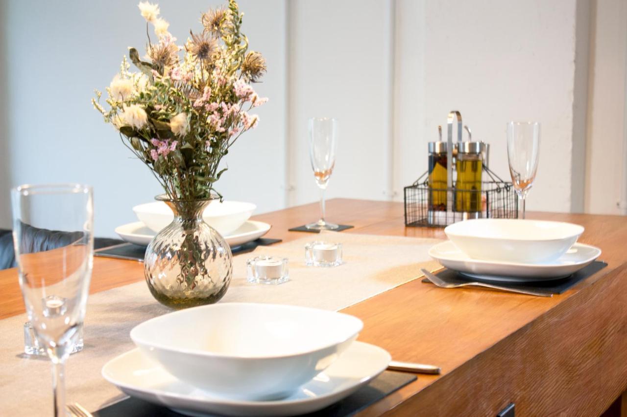 Spacious Industrial Style London