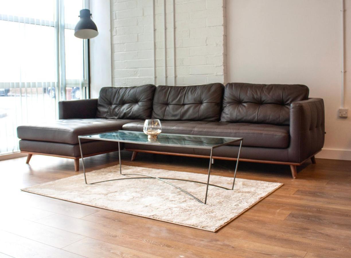 Spacious Industrial Style *